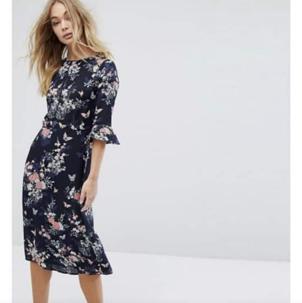 Floral Fluted Sleeve Midi Dress